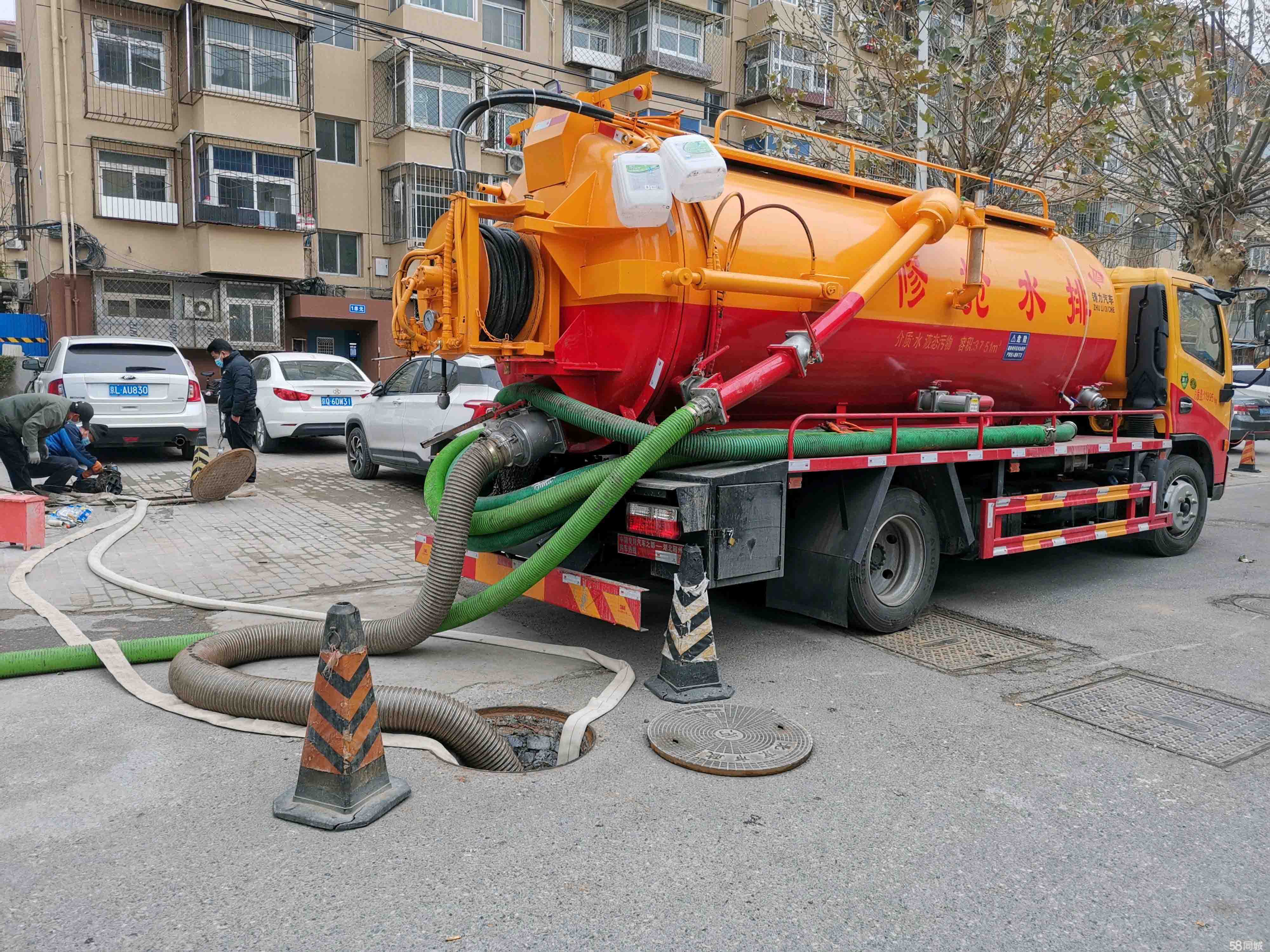 华南热作学院抽粪吸污